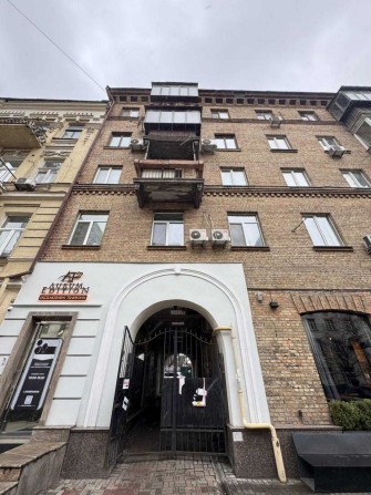 БЕЗ%Продаж3кім.кв.Центр. вул.Шота Руставелі 10 Печерськ Центр - фото 1