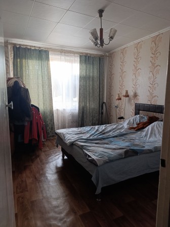 Продам 2 комнатную квартиру ж м Тополь 3 большой площади - фото 1