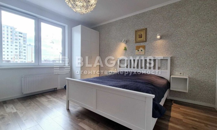 Продаж 3к кв Данченка 28 - фото 1