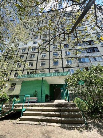 Продаж 2к пр. Поля Кирова висотка, супер локація! - фото 1