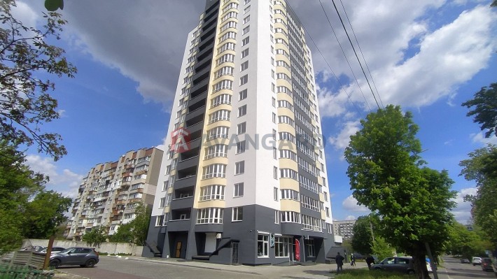 Сучасна 1-кімнатна квартира в центрі міста по вул. Благовісна! - фото 1