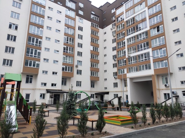 1-к Юності, Prestige Hall. - фото 1