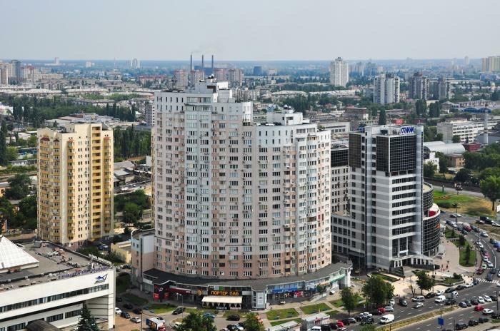 Продаж великоі квартри біля метро - фото 1
