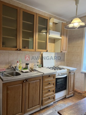 Продам 3-х кімн.квартиру в центрі Бородинського - фото 1