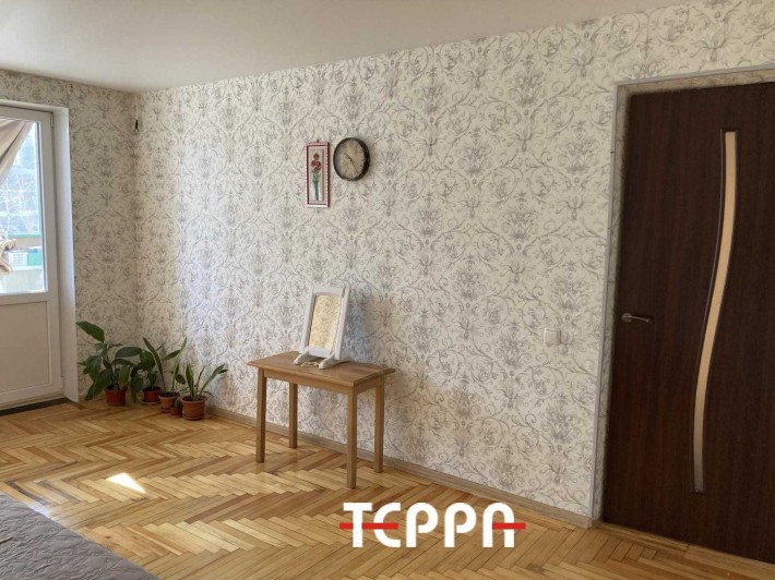 Продаж прекрасної 2-кімнатної квартири з окремими кімнатами - фото 1