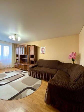 Продаж трикімнатної квартири на Світанку - фото 1