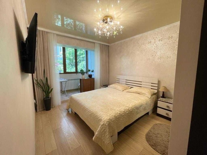 Продаж 2х кімнатної квартири в центрі міста - фото 1