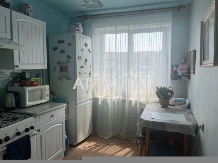 Продаж  двокімнатної  квартири в цегляному будьнку по вул. Стрийська. - фото 1