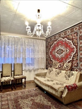 Продам 2 ком квартиру Южный 2-й мкр-н Коммунарский р-н - фото 1