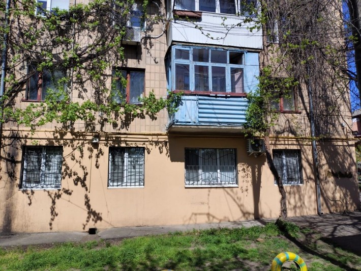Ковалівка,вул Чигиринська 2,  3 кім.квартира. Високий цоколь. - фото 1