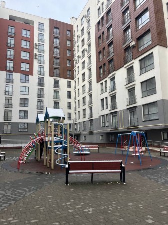 Продаж 2кім квартири з частковим ремонтом у новобудові Auroom Tower - фото 1