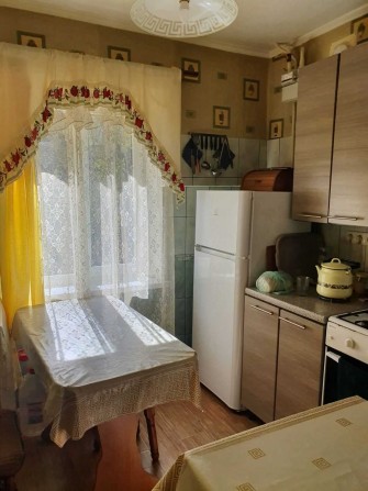 Чистая двухкомнатная на И. Рабина /Г. Петрова. - фото 1