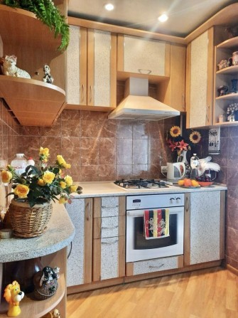Продаж 3-кімн квартири 6/9 район Запор.Козацтва - фото 1