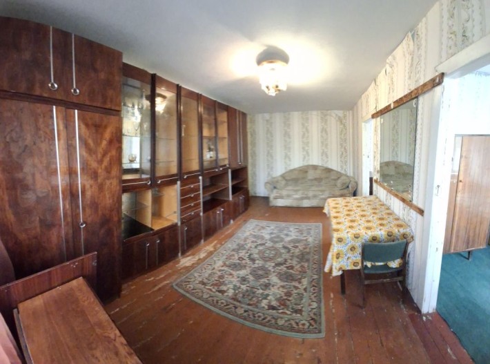 Продається  4-кімнатна квартира. Центр. - фото 1