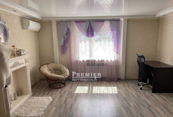 Продам квартиру з ремонтом на Марсельській. - фото 1