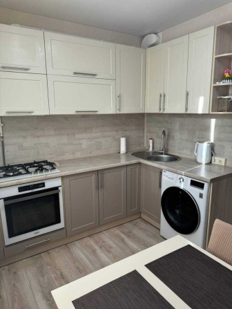 Продаж 3-кімн квартири з високоякісним ремонтом - фото 1