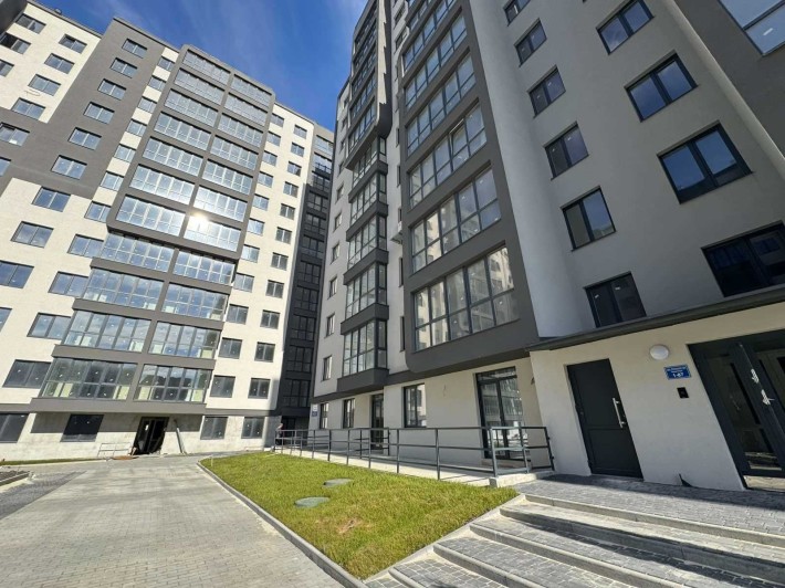 Продаж 1-кім. квартири на вул. Роксоляни - фото 1