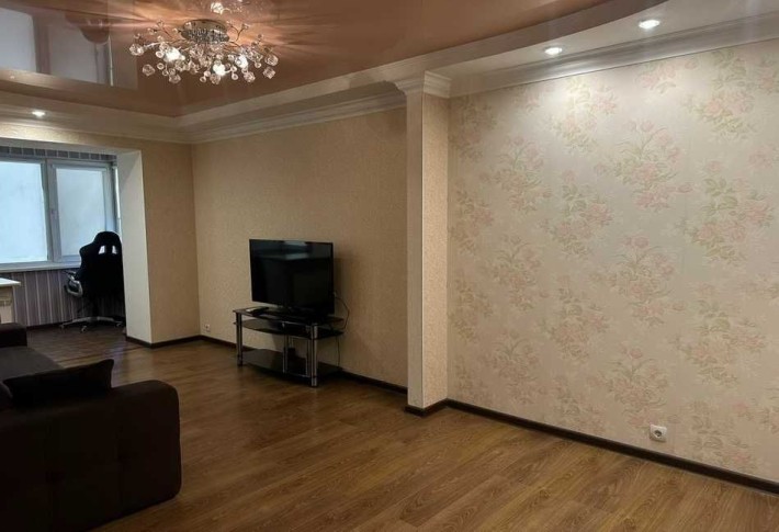 Продам квартиру на вул. Середньофонтанська seg-03 - фото 1