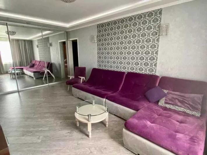 Продажа 3х-комнатной квартиры. Бородинский район. С ремонтом - фото 1