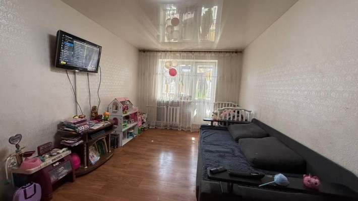 Продаж 1-комнатная квартира с капремонтом — заходи и живи! код116-149 - фото 1