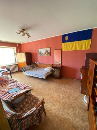 Продам 1-комнатную квартиру - фото 1