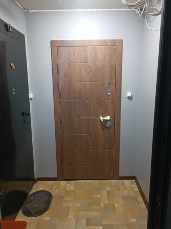 Продажа 3к квартиры. Бородинский мкрн. Ладожская,район Континента. - фото 1