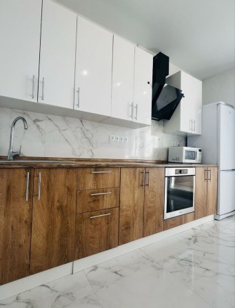 Продаж 1 кімнатної квартири 47м2, ЖК Миру 4, метро Пролітарська - фото 1