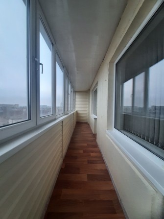 Продам трехкомнатную квартиру с ремонтом на Правом берегу - фото 1