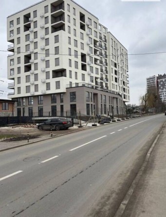 Продаж квартири по вул. Зелена - фото 1