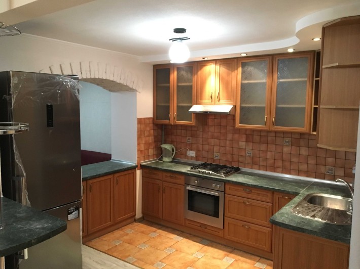 Власник, продам 4-х кімнату квартиру 100м2 на вул. Олексіївська 14Б - фото 1