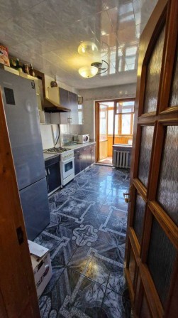 Продам 5 кімнатну квартиру на Таїрова - фото 1