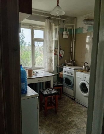 Продам 3 кімн кв просп Центральний Водопровідна 4/5 цегла захід схід - фото 1