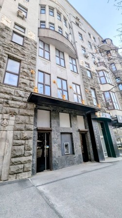 Продам квартиру пл. Конституции Центр Мелодия - фото 1
