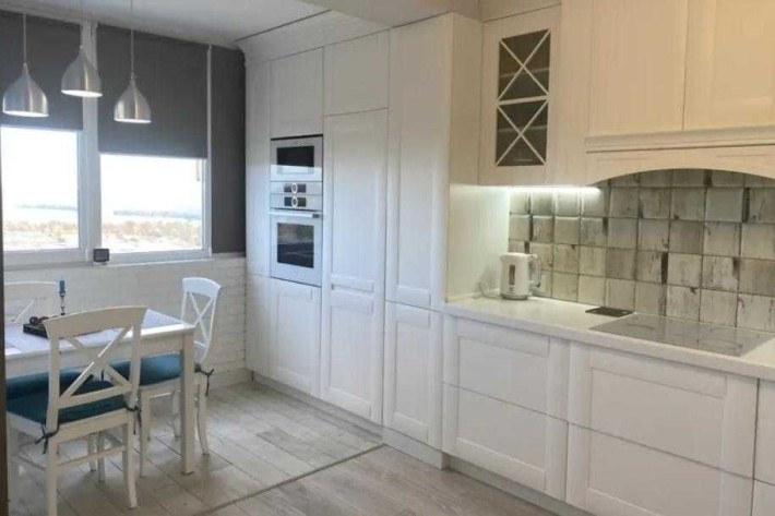 В продаже 3 комнатная квартира 100м2 - фото 1