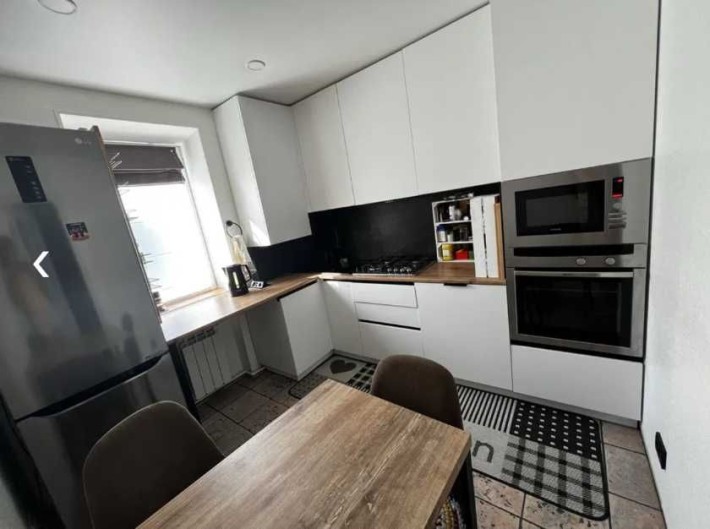 Продам 3-кім. квартиру на Новомиколаївці - фото 1