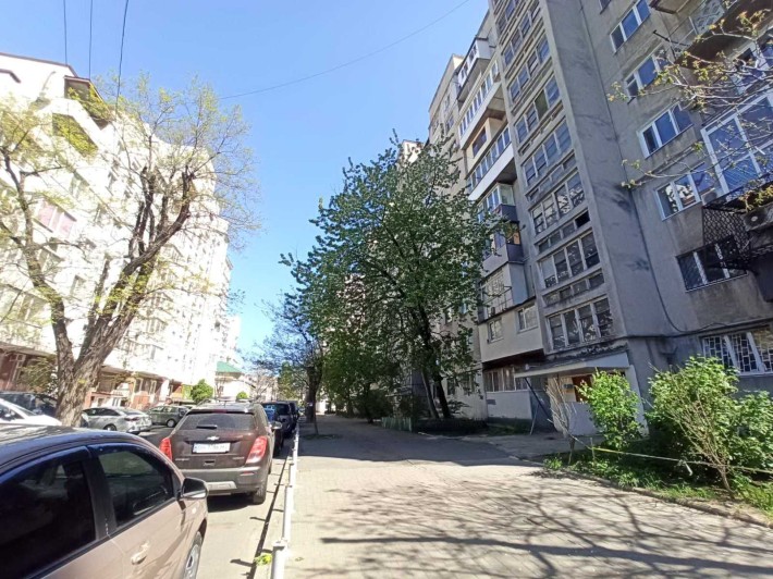 Продажа 1-комнатной в высотном кирпичном доме в Центре города - фото 1