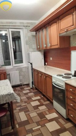 Продам просторную 1-комн. квартиру
 с ремонтом на ул.Высоцкого. - фото 1
