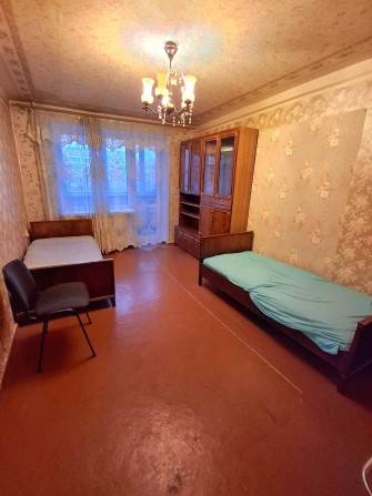 У продажу 3 к. квартира в районі Центрального ринка. - фото 1