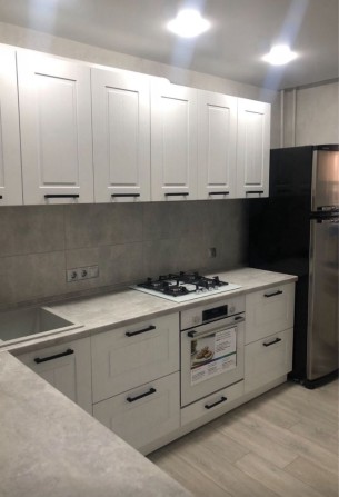 Продам 3-х комнатную квартиру - фото 1