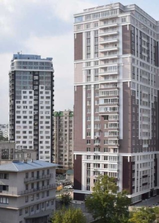 Продам 1 комн квартиру 49 м2 с ремонтом жк Гольфстрим в Одессе Аркадия - фото 1