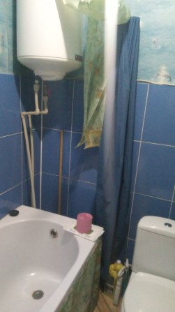 Продаж 1-кімнатної квартири біля "Казки", вул. Захисників Миколаєва - фото 1