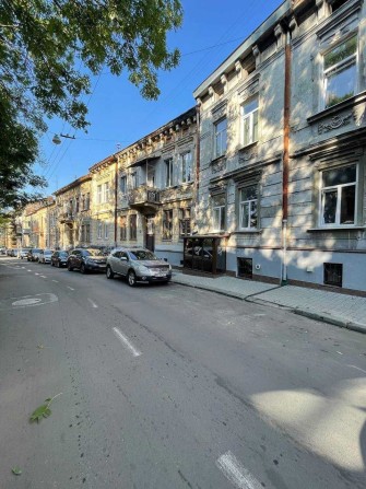 Продаж 3 кім. квартири вул. Остряниці (Бічна Богдана Хмельницького) - фото 1