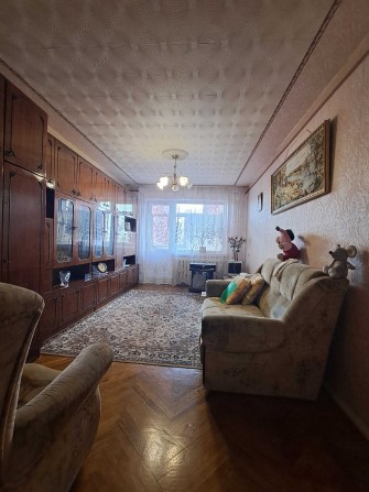 Продам 2 комн. квартиру район Салтовка возле ТРК Украина - фото 1