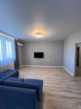 Продам 2-кімнатну квартиру в новобудові на Слобідці, вул. Ак Воробйова - фото 1