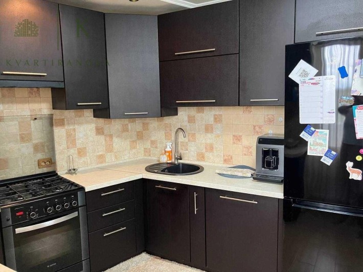 Продам 3-кім.квартиру,вул Хмельницького 275а З Ремонтом! - фото 1