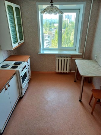 Комфортная 2х кв . Космос.  Остановка 40 й гастроном. - фото 1