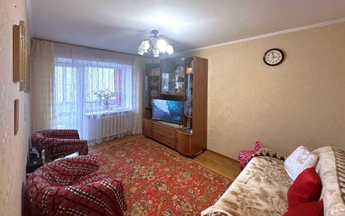 2 окремі кімнати в цегляному будинку. Світла, тепла, не кутова! - фото 1