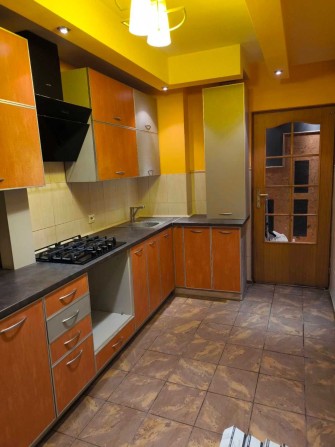 Продаж 3 кімн. кв., вул. Величковського . РЯСНЕ 2. - фото 1