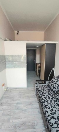 5m 1 гостинка свой санузел метро Защитников Украин ЖК Парковый квартал - фото 1