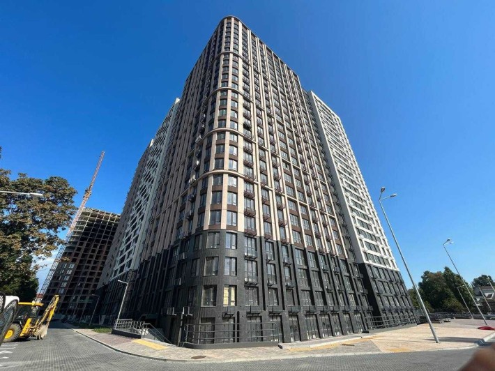 Продам 1 кімнатну квартиру в ЖК Модерн 6 поверх 50кв.м. - фото 1